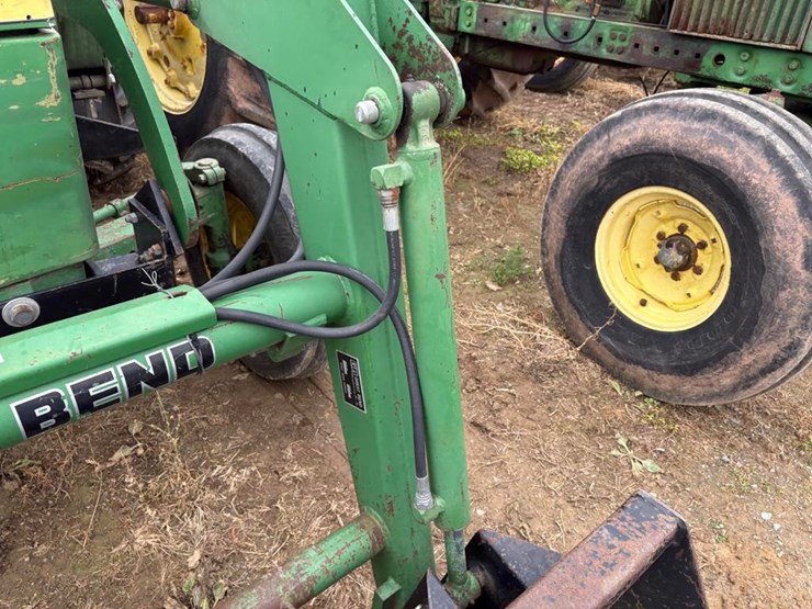 john-deere-2040-image-5