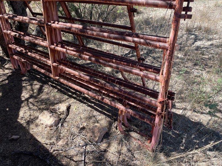 #1037-•-factory-manufactured-gates-image-7