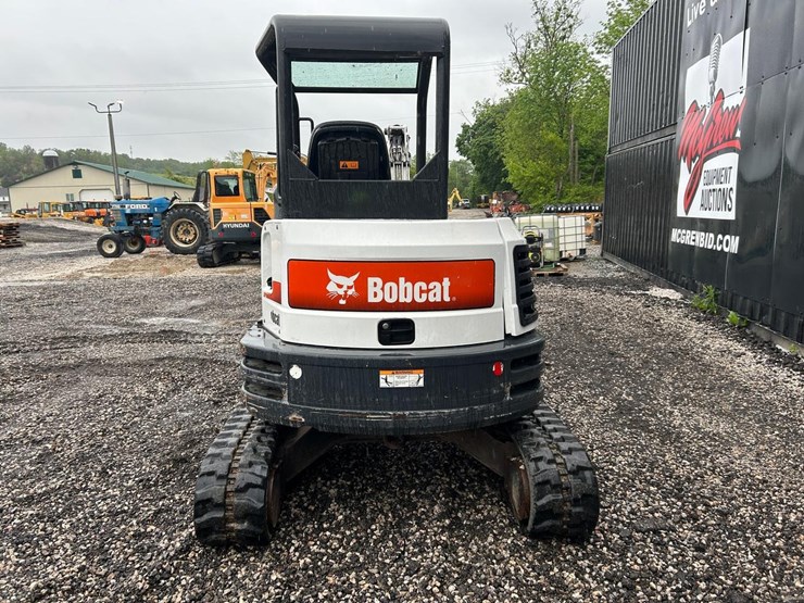 2015-bobcat-e35-image-3