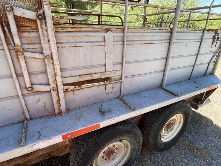 #1001-•-1990-ww-gooseneck-stock-trailer-(has-az-title)-image-14