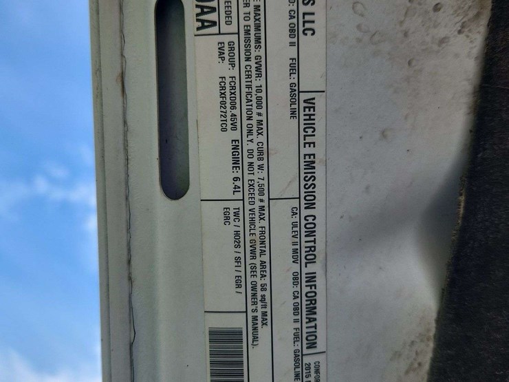 2015-ram-2500-slt-image-31