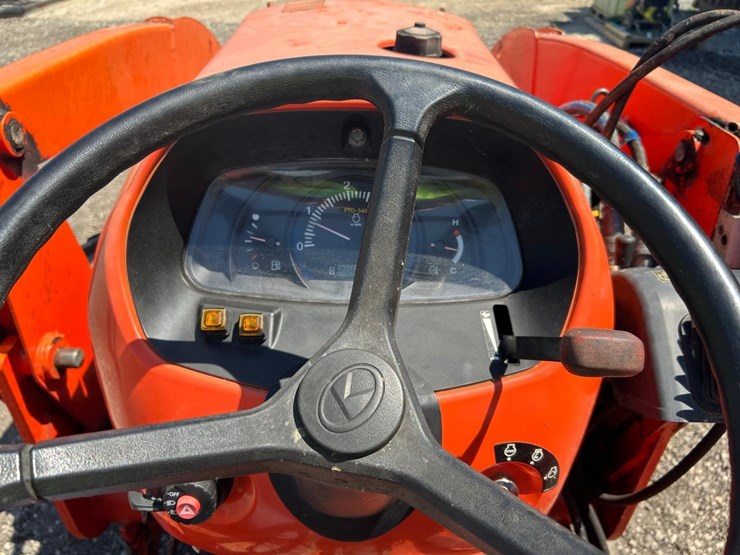 kubota-l4701-image-22