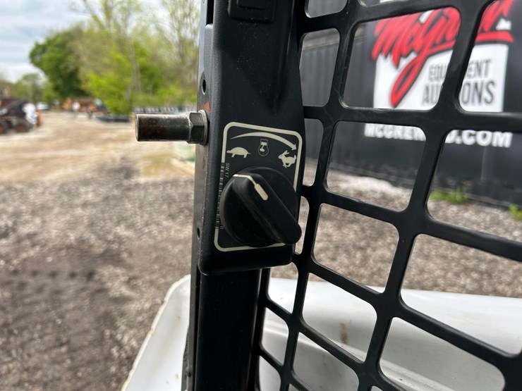 2019-bobcat-t590-image-21