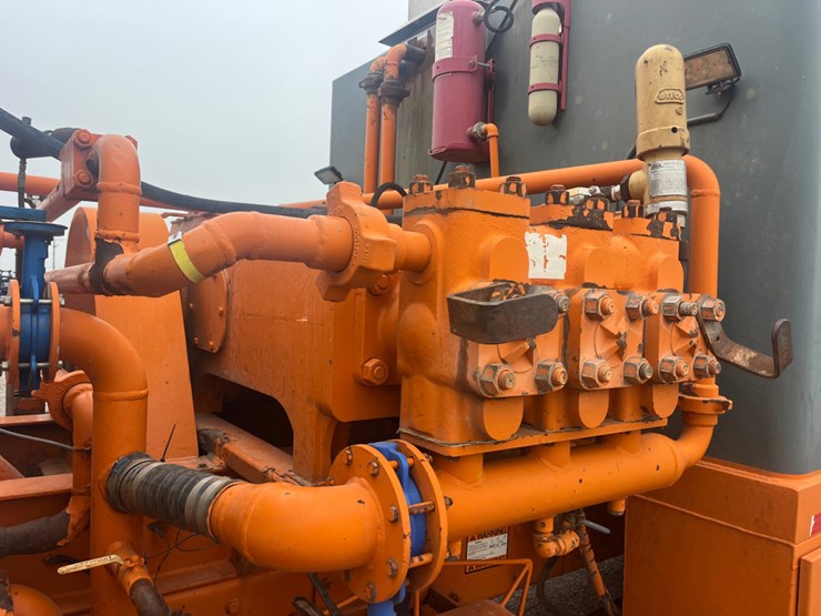 2015-kenworth-t800-image-19