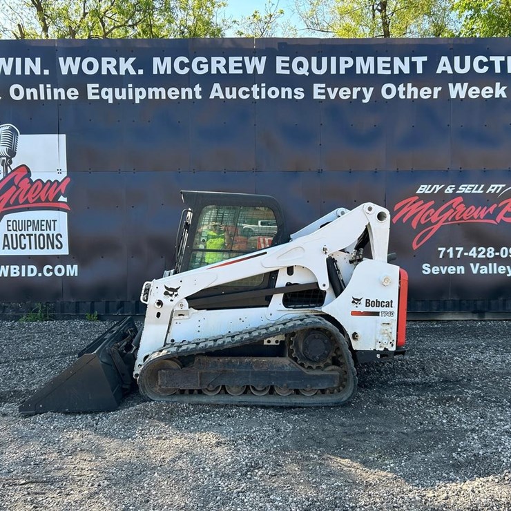 2016 BOBCAT T740