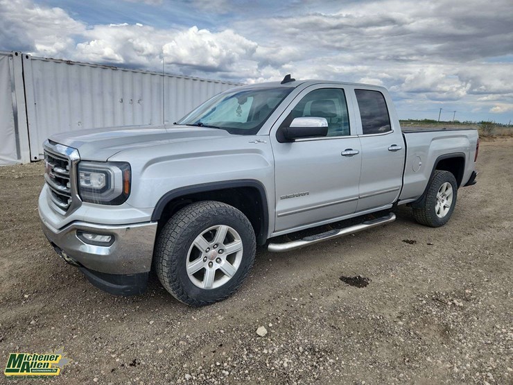 2016-gmc-sierra-1500-image-1