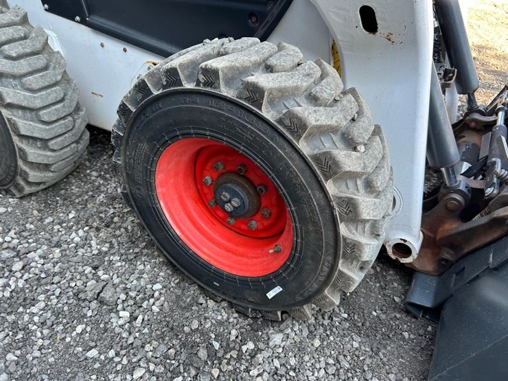 2020-bobcat-s76-image-12