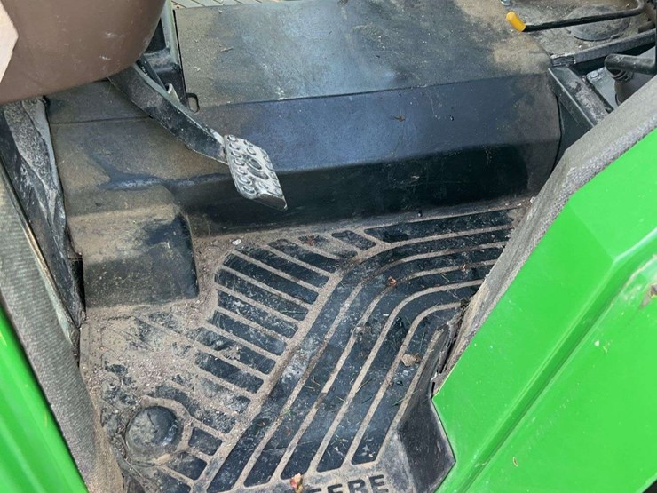 john-deere-5210-image-52