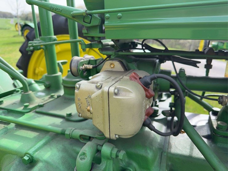 john-deere-b-image-33