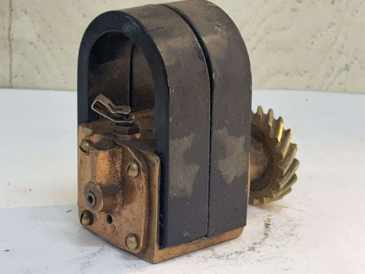 accurate-engineering-company-chicago-type-part-image-1