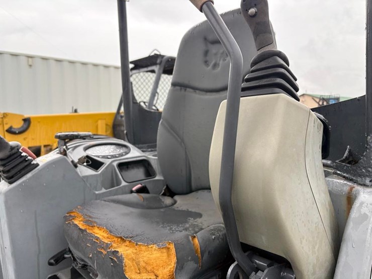 bobcat-e20-image-17