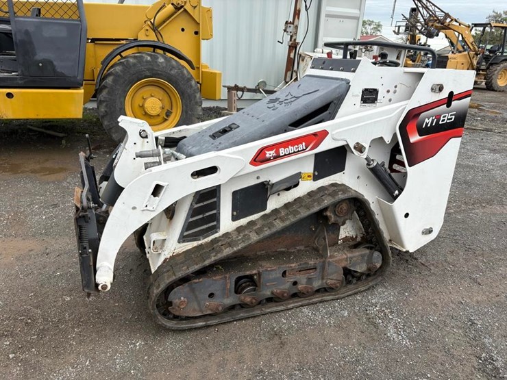 2018-bobcat-mt85-image-1