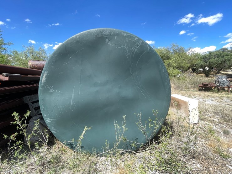 #1059-•-green-poly-5,000-gal-tank-image-4