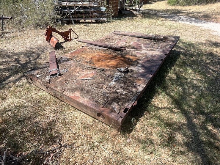 #1077-•-truck-flatbed-image-4
