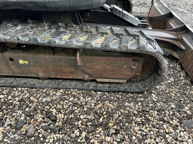 2019-bobcat-e35-image-13