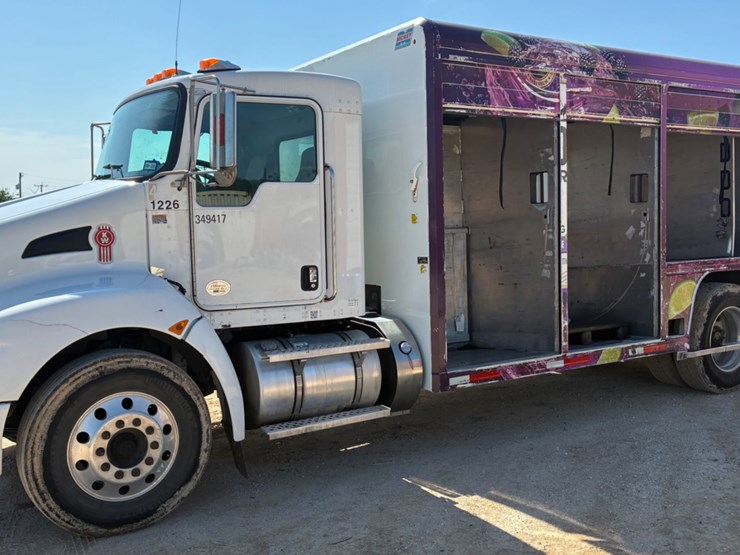 2020-kenworth-t270-image-7