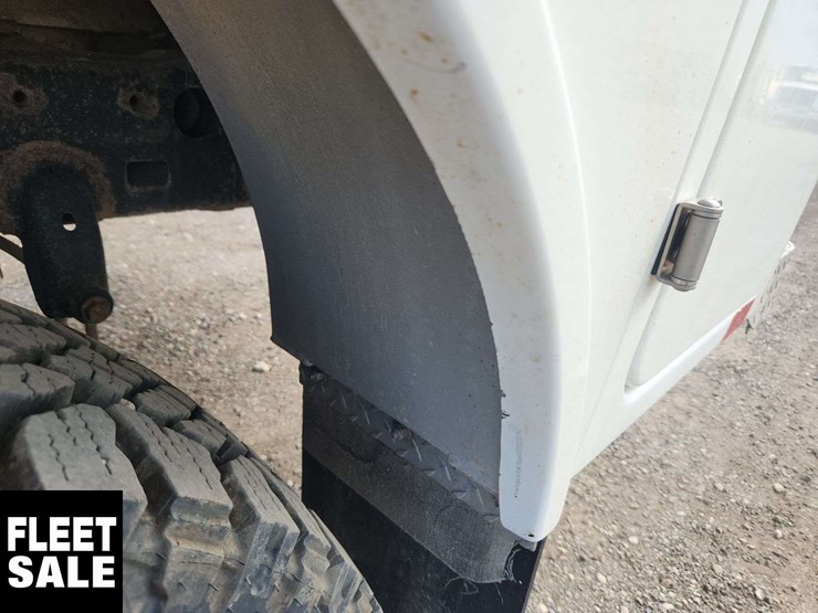 2015-ram-2500-slt-image-45