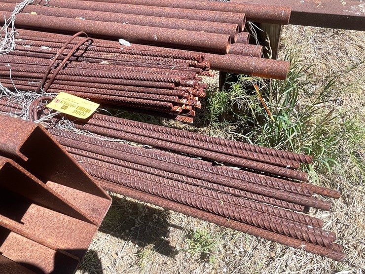 #1066-•-(2)-bundles-of-rebar-image-2