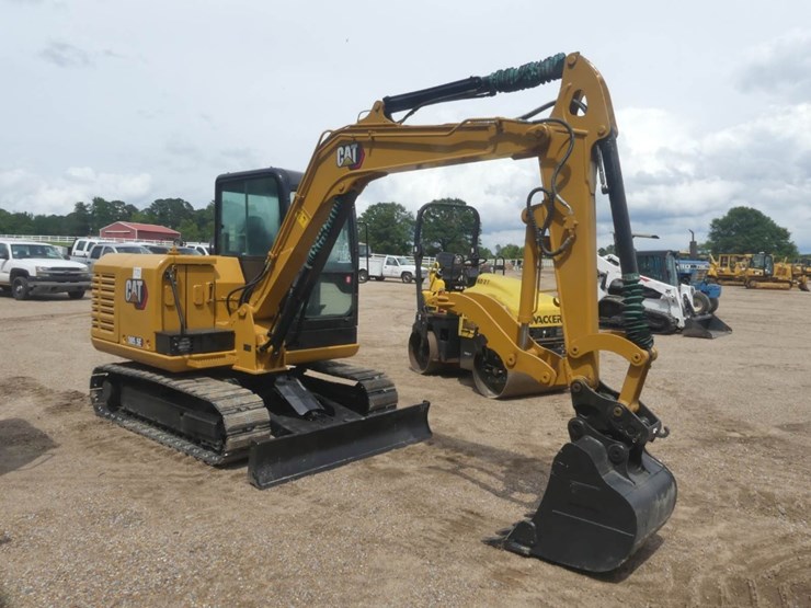 2021-caterpillar-305.5e2-image-2