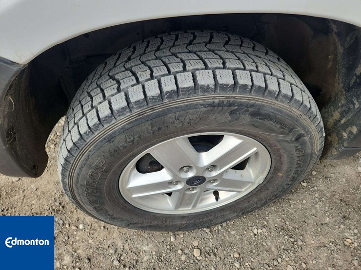 2007-ford-escape-image-10