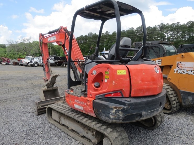 2020-kubota-kx040-4-image-7