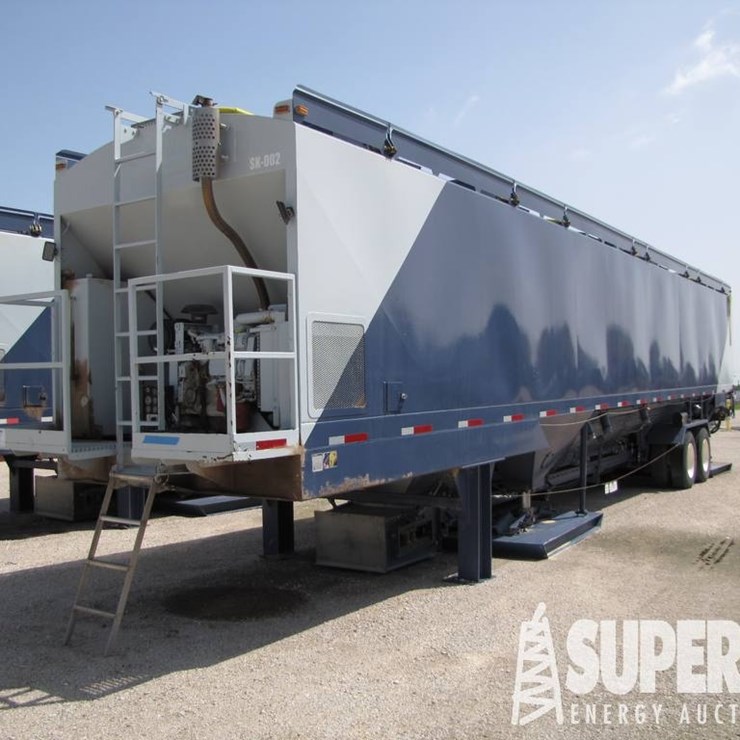(x) (13-2) 2007 CAMBELT CF3000 2999 CuFt Sand King...