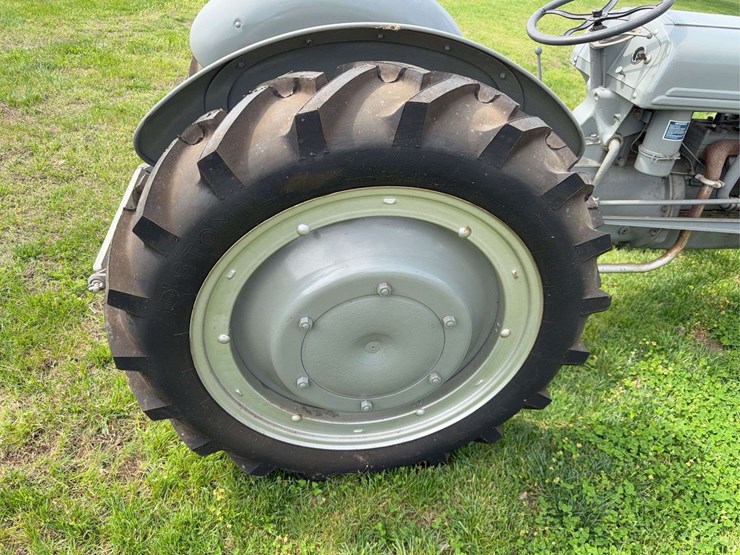 ford-9n-image-16