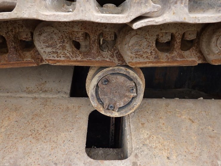 2019-caterpillar-335f-lcr-image-40