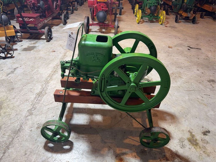 john-deere-e-1-1/2hp-fantasy-embossed-hopper-image-7