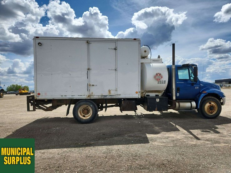 2007-international-durastar-4300-image-24