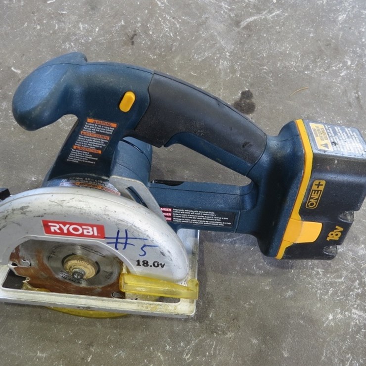 RYOBI P501 CIRCULAR SAW