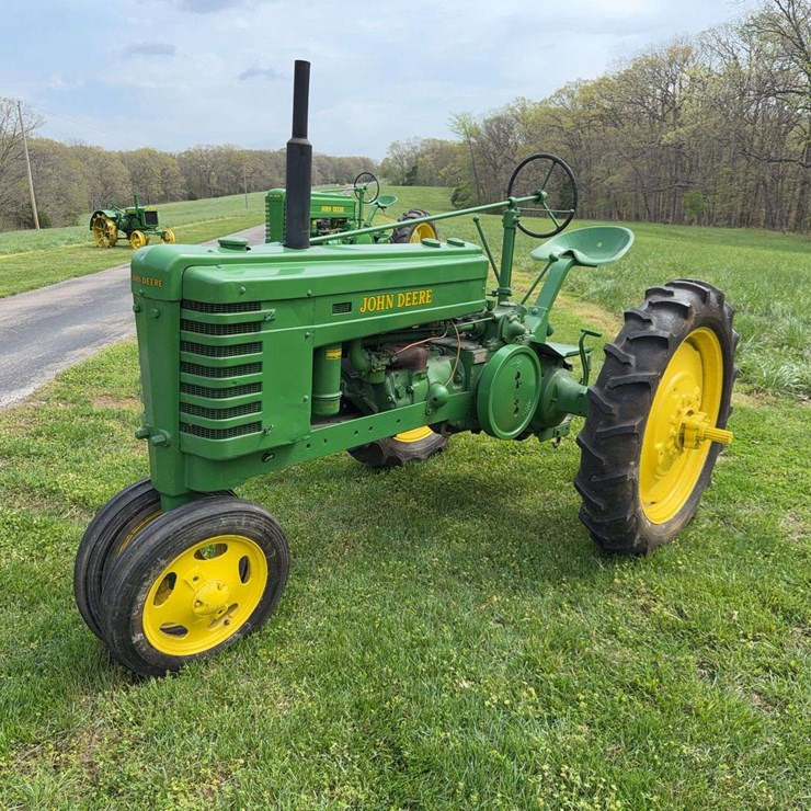 JOHN DEERE H