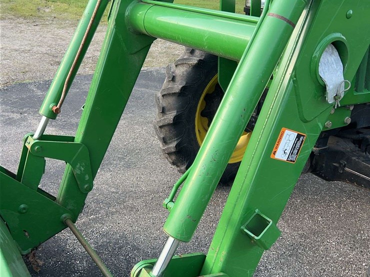 john-deere-5210-image-12