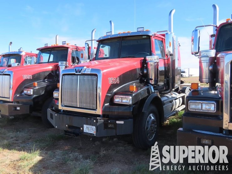 2015-western-star-4900-image-2