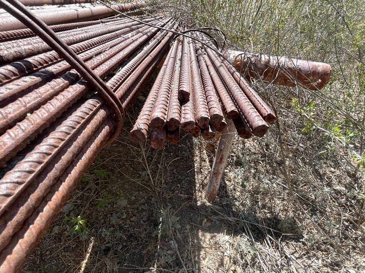 #1066-•-(2)-bundles-of-rebar-image-8