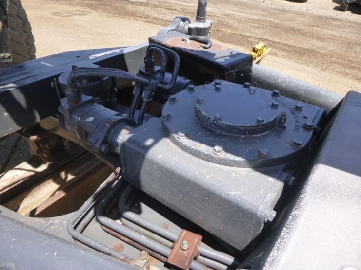 2013-deere-872gp-image-25