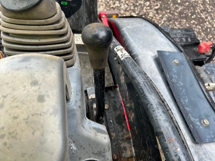 deere-27d-image-23