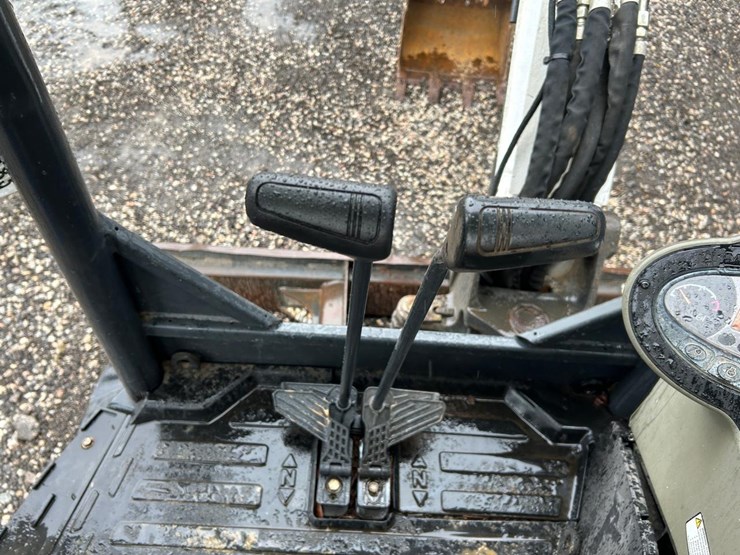 2019-bobcat-e35-image-19