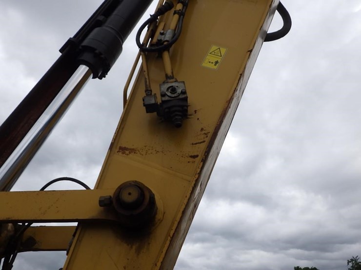 2019-caterpillar-335f-lcr-image-17