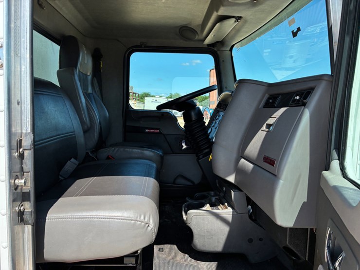 2018-kenworth-t270-image-10