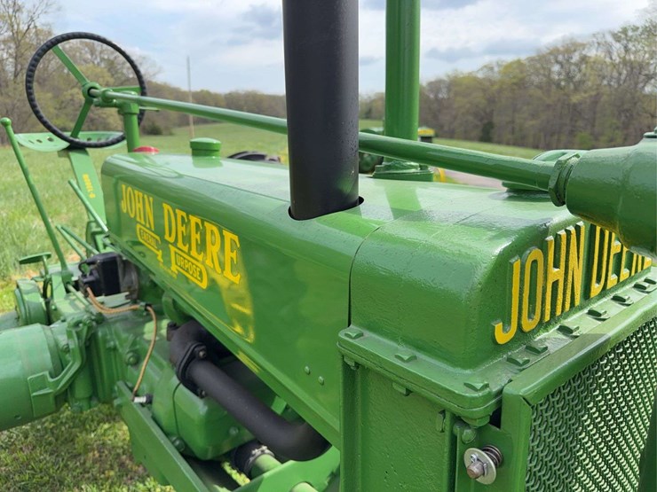 john-deere-b-image-10