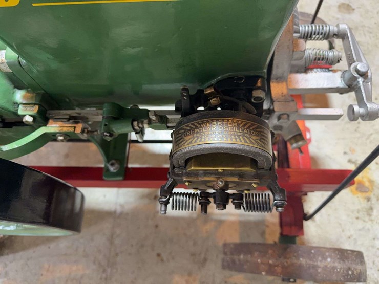 dumpster-mill-2-1/2-hp-engine-image-9