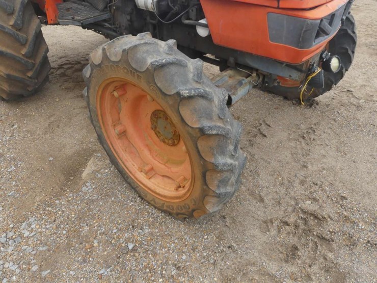 kubota-m5400-image-8