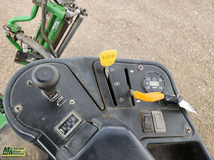 2010-john-deere-2010-image-8