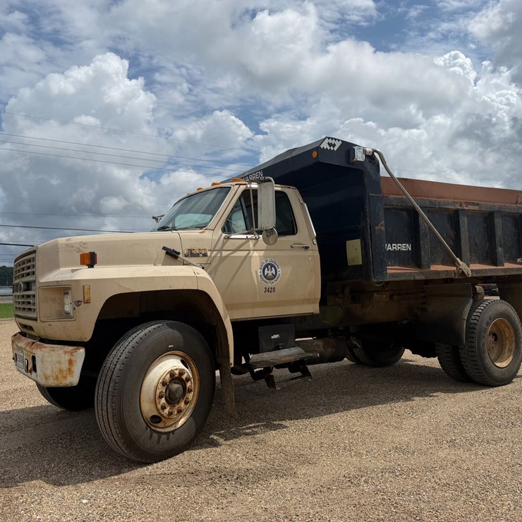 1991 FORD 800