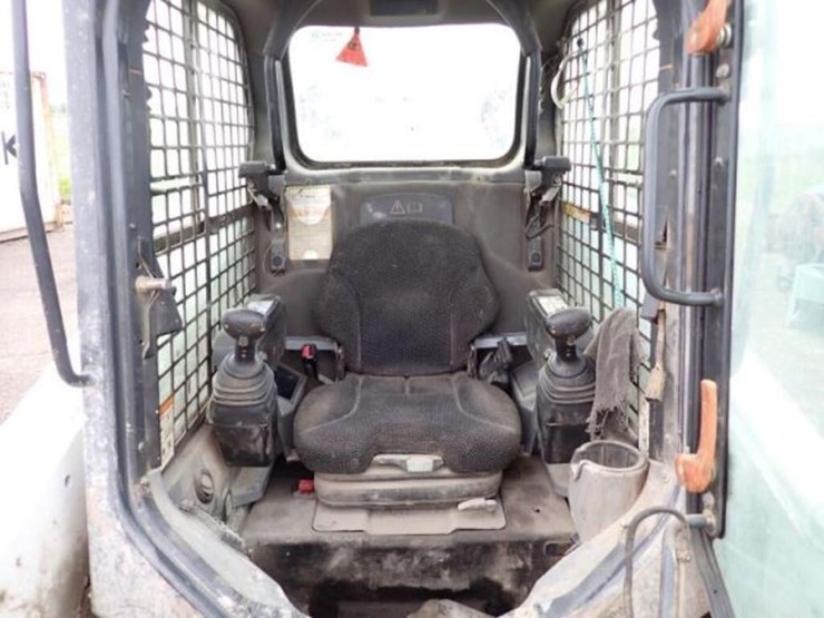 2021-bobcat-s740-image-19