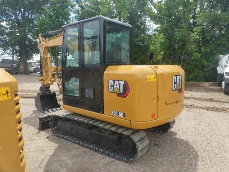 2021-caterpillar-305.5e2-image-4