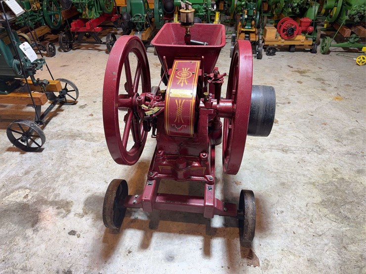 1918-new-holland-2hp-image-4