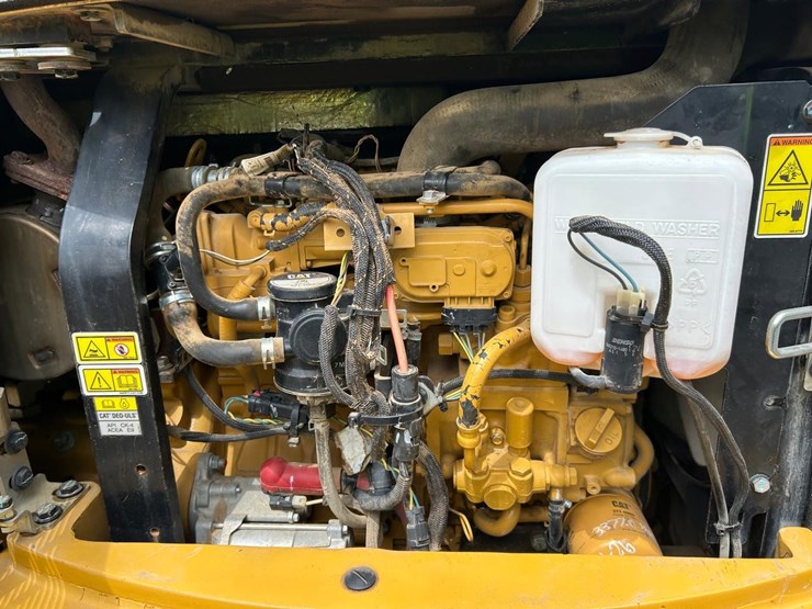 2021-caterpillar-305e2-cr-image-14