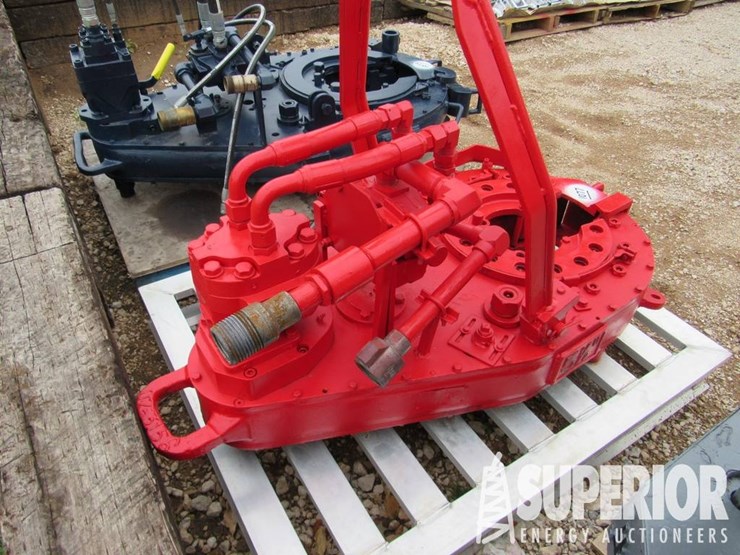 massey-ferguson-8-image-2